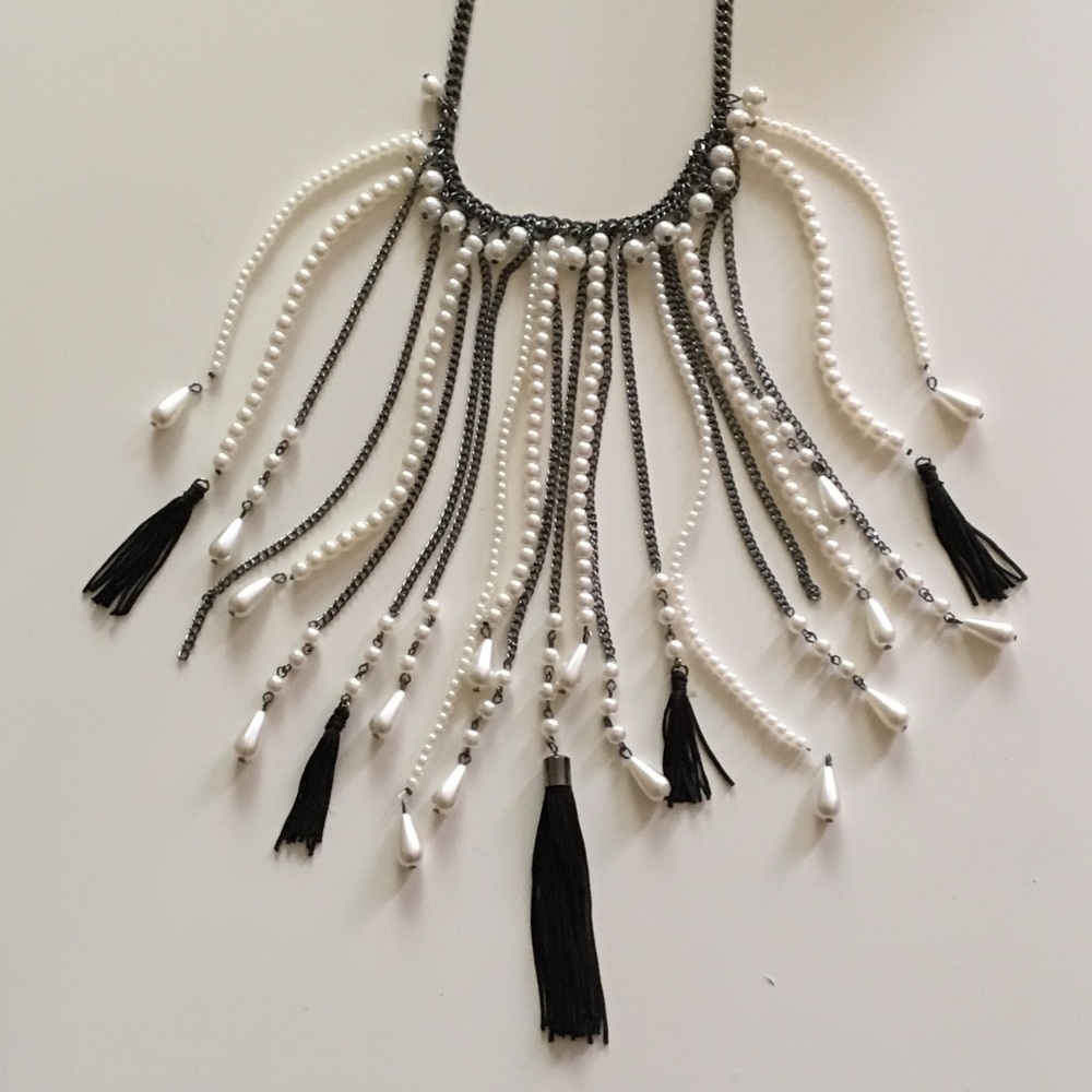 Jessica McClintock - Statement Necklace